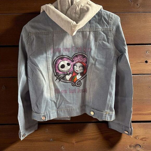 A Nightmare Before Christmas Distressed Denim Jacket with Hoodie Jr Size M NWOT - Picture 3 of 4